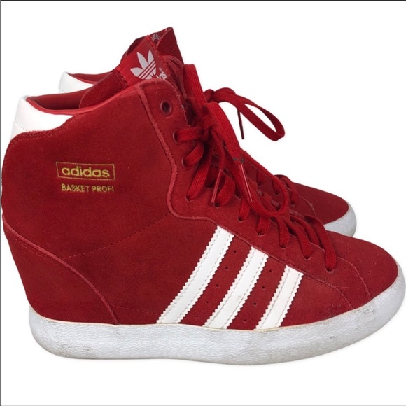 red adidas wedges